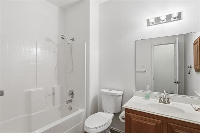 Building Photo - 3913 Hawkins Dr