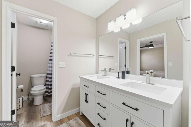 Building Photo - 5090 Sand Wedge Cir