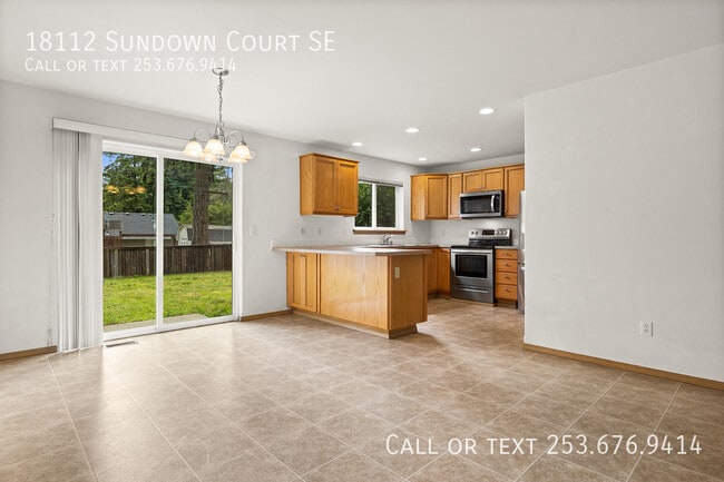 Building Photo - 18112 Sundown Ct SE