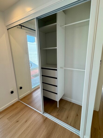 Closet - 1553 W 106th St