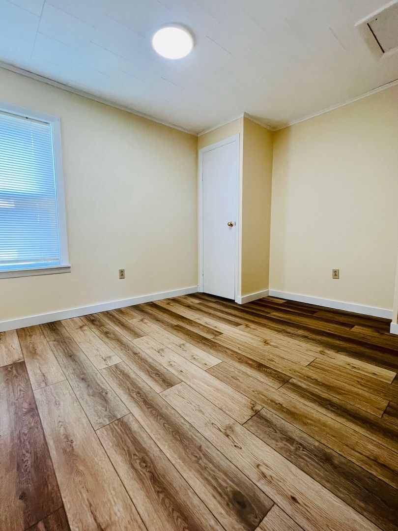 Building Photo - 50-52 Howard St