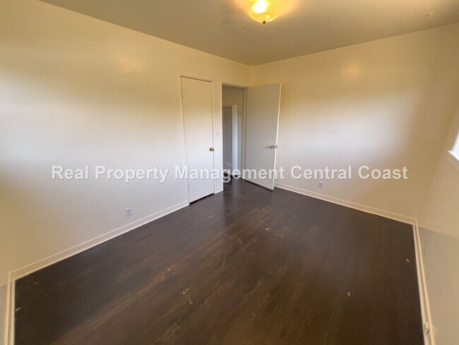 Building Photo - AVAILABLE AUGUST - Charming Morro Bay Home...