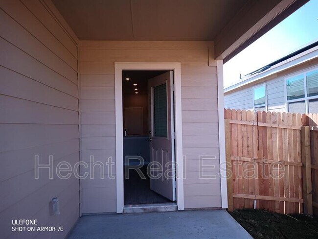 Building Photo - 2823 Calandra Lark