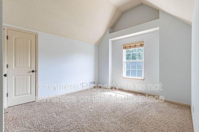 Building Photo - 9652 McGee St