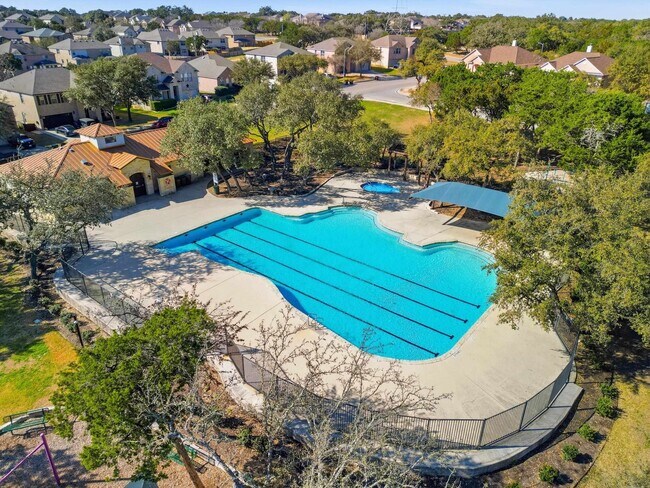 Building Photo - 4431 Oak Roset