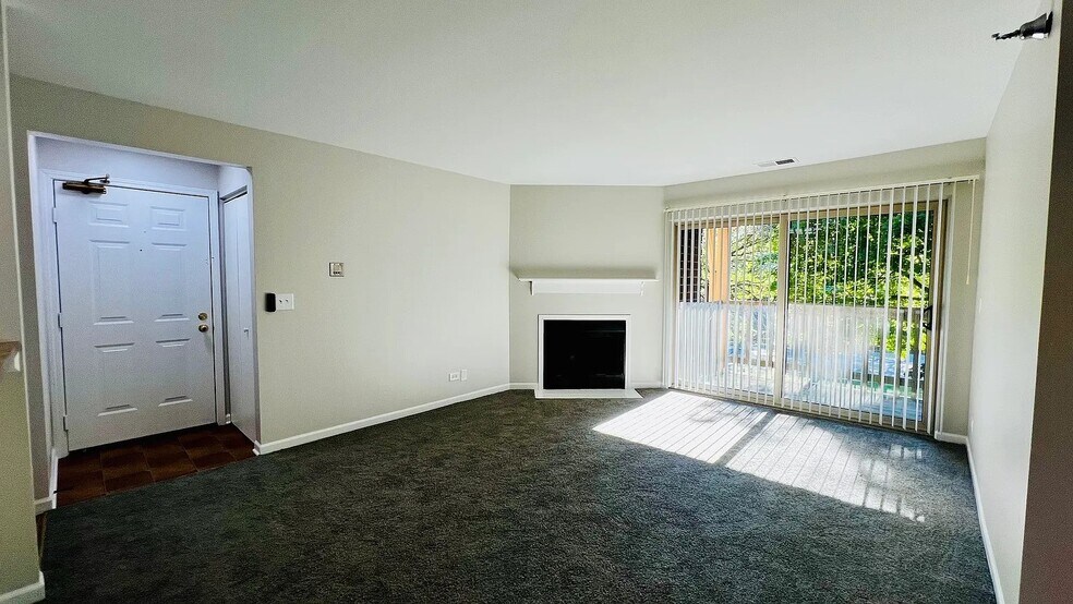 Building Photo - 104 Glengarry Dr