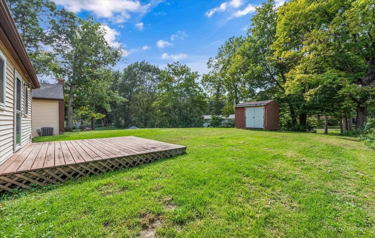 Deck - 6425 Maple Ave