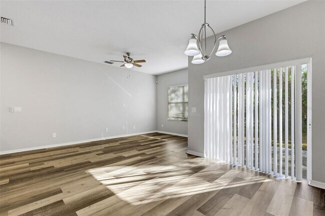 Building Photo - 9306 River Rock Ln