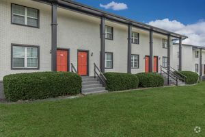 Building Photo - Charming 2-Bed Retreat with Ample Space in...