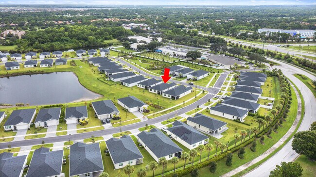 Building Photo - 8906 Dahlia Cir