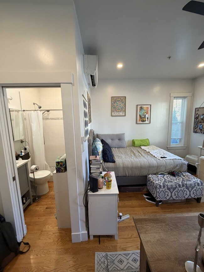 Building Photo - 31 Green St