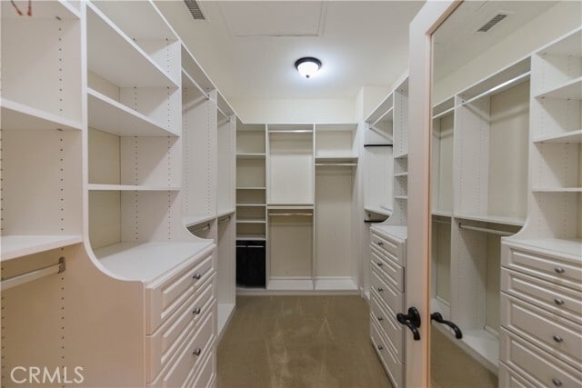 Building Photo - 40 Skyward