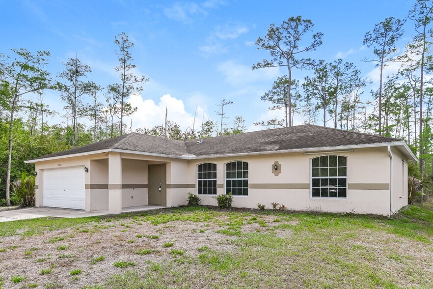 Building Photo - 4680 4th Ave SE