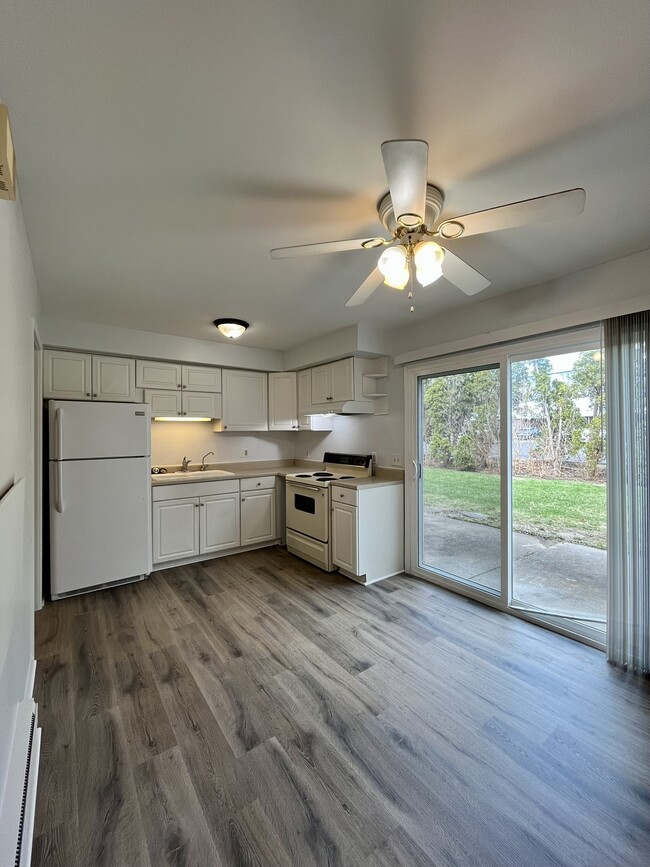 Building Photo - 767 N Macomb St