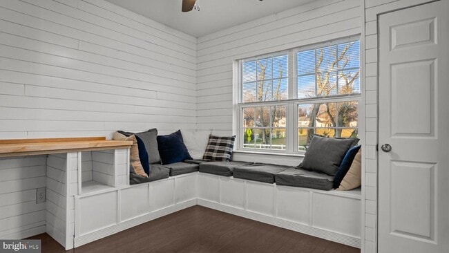 Building Photo - 2231 Evin Dr