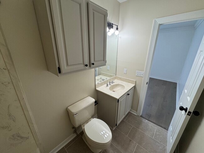 Building Photo - 500 Northpointe Pkwy