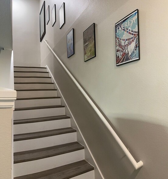 Building Photo - 8404 Crystal Cove Loop