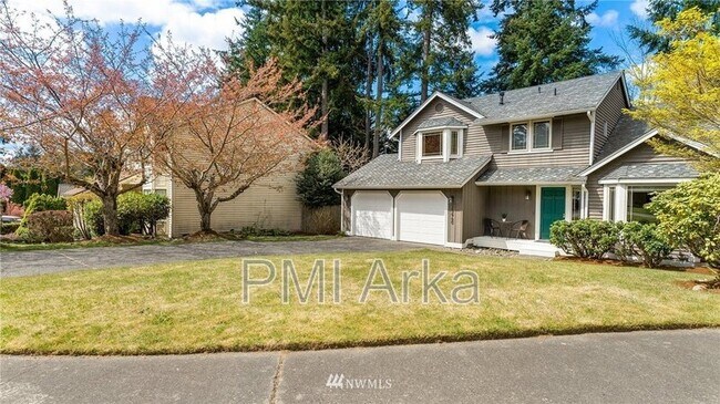 Building Photo - 23960 SE 42nd Pl