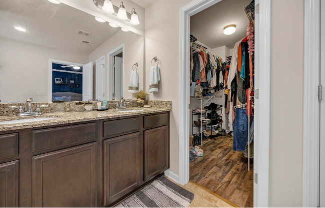 Building Photo - 204 Ashewicke Dr