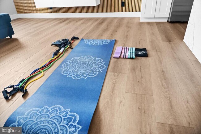 Building Photo - 4600 Duke St