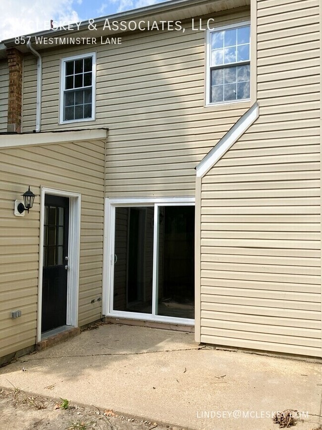 Building Photo - 857 Westminster Ln