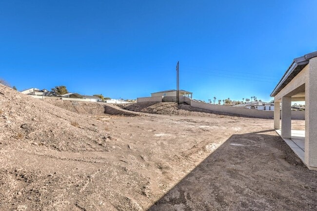 Building Photo - RARE HORSE PROPERTY FOR RENT – NEAR BLM LAND | HENDERSON, NV