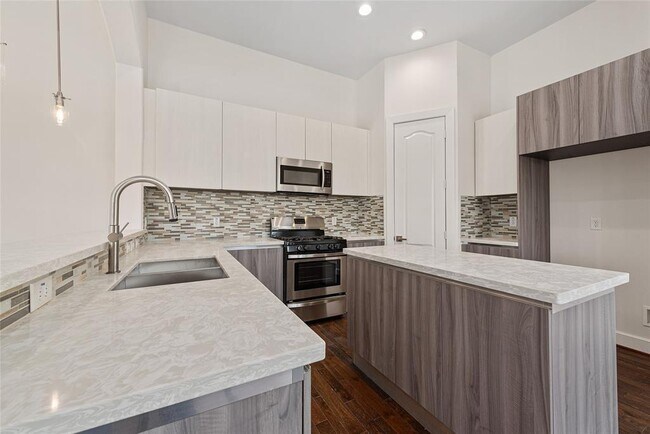 Primary Photo - 9418 Glenfield Ct