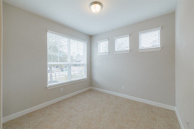 Building Photo - 20318 Peralta Cliff Trail