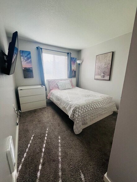 Bedroom 2 - 12602 SE 110th Ct