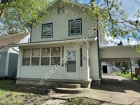 Building Photo - 2822 Chestnut St