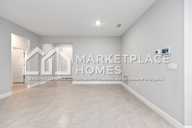 Building Photo - 5428 SW 44th Ct Rd