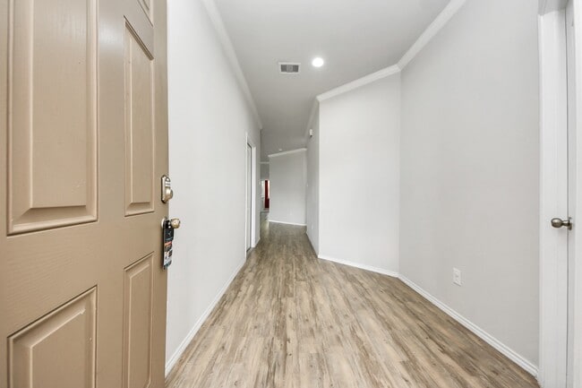 Building Photo - 7822 London Tower Ln