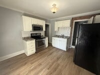 Building Photo - Two bedroom available for a move in right ...