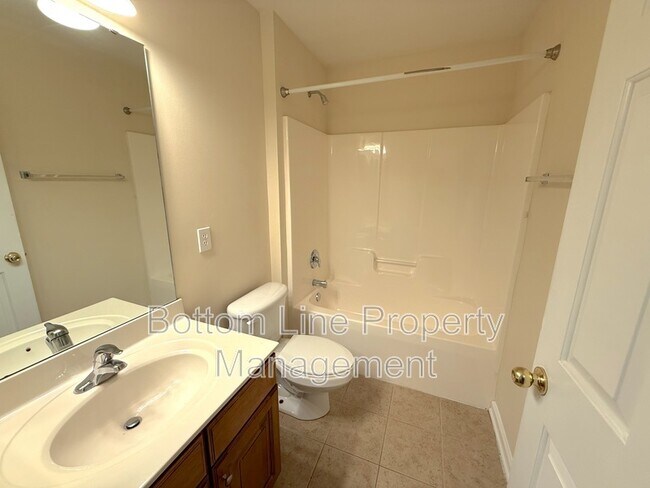 Building Photo - 13031 Bullock Greenway Blvd