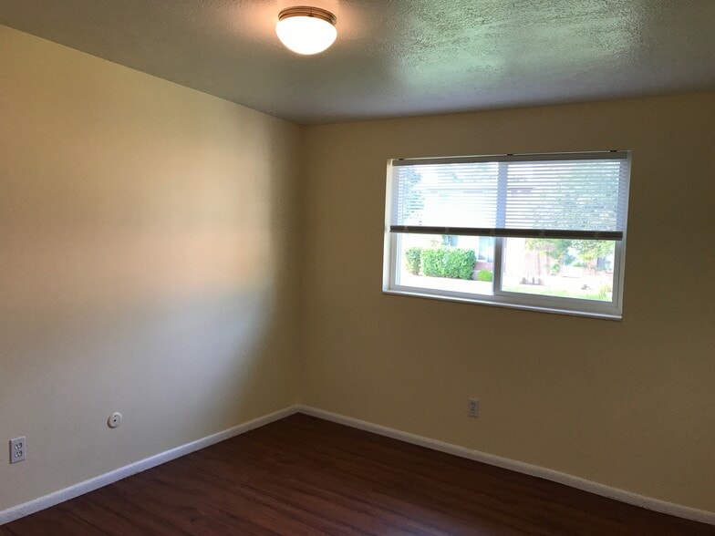 Second Bedroom - 1064 Nayon Dr