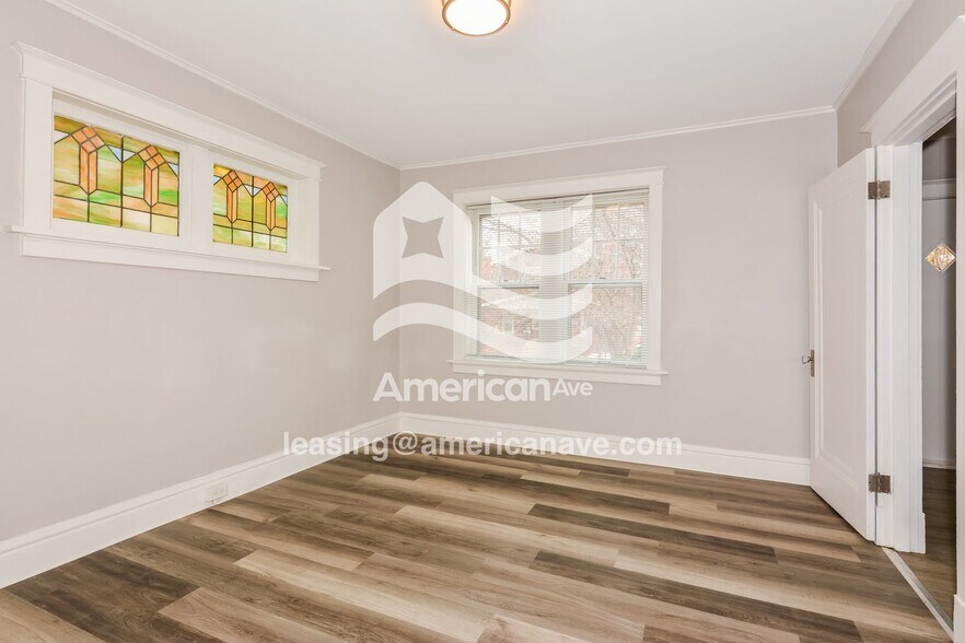 Building Photo - 4021 S Spring Ave