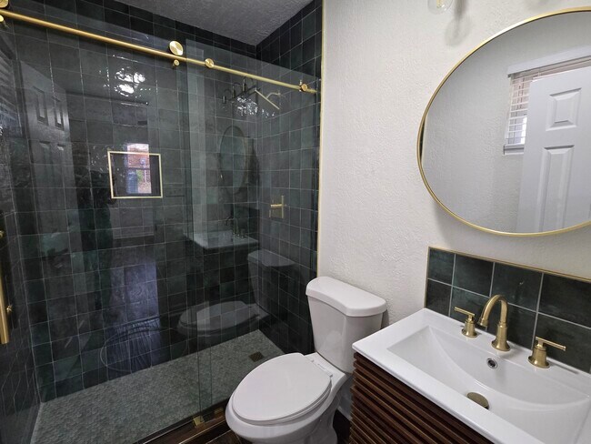 Building Photo - 3327 Cockatoo Rd