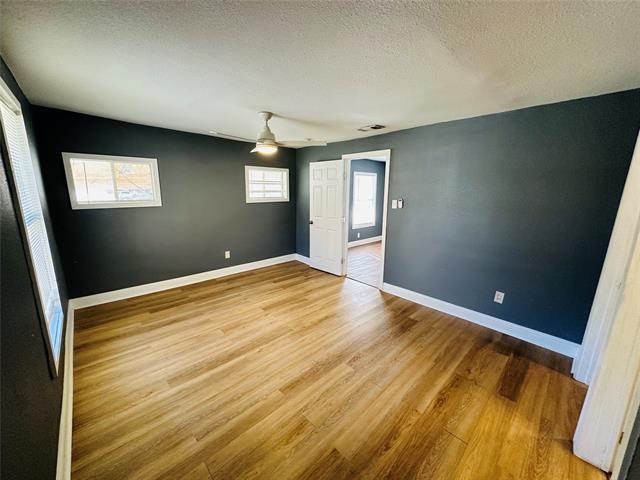 Building Photo - 2801 Ennis Ave