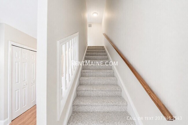 Building Photo - 33 Burleigh Rd