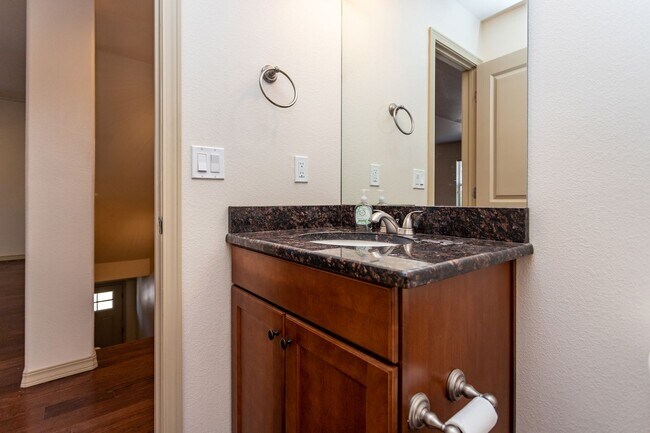 Building Photo - 5914 Canyon Reserve Heights