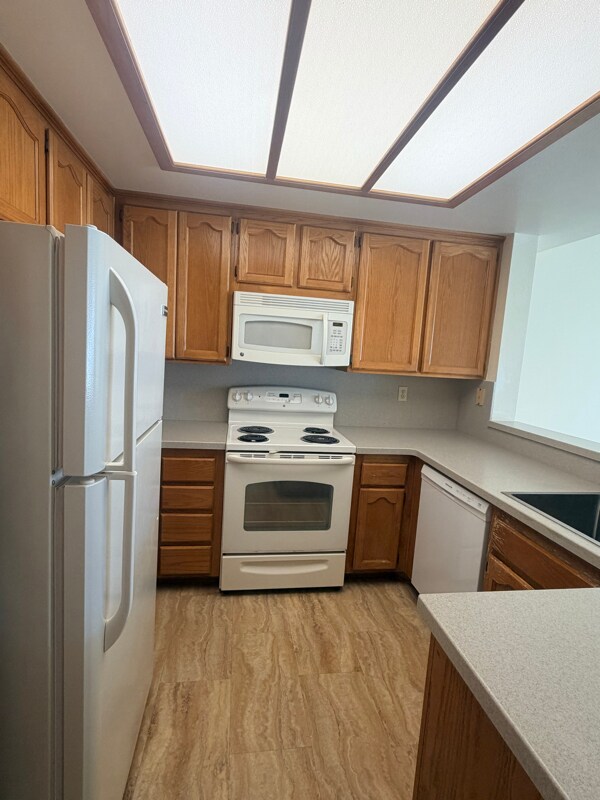 Building Photo - 5895 Friars Rd