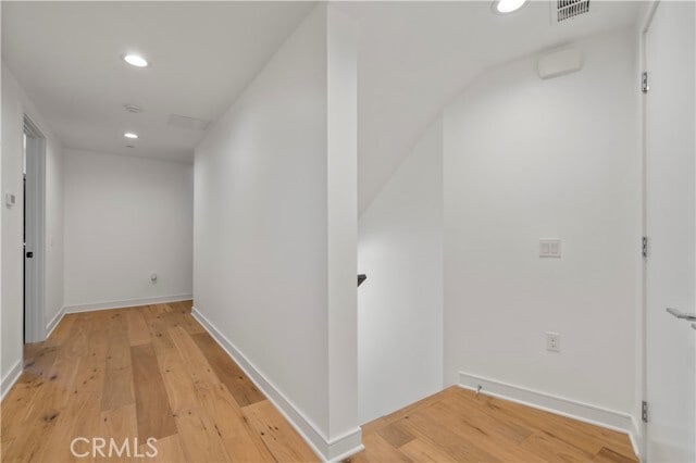 Building Photo - 1029 White Knoll Dr