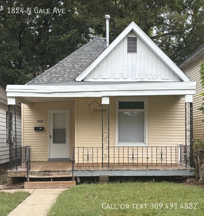 Building Photo - 1824 N Gale Ave
