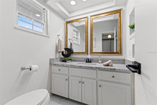 Building Photo - 4000 14th Way NE