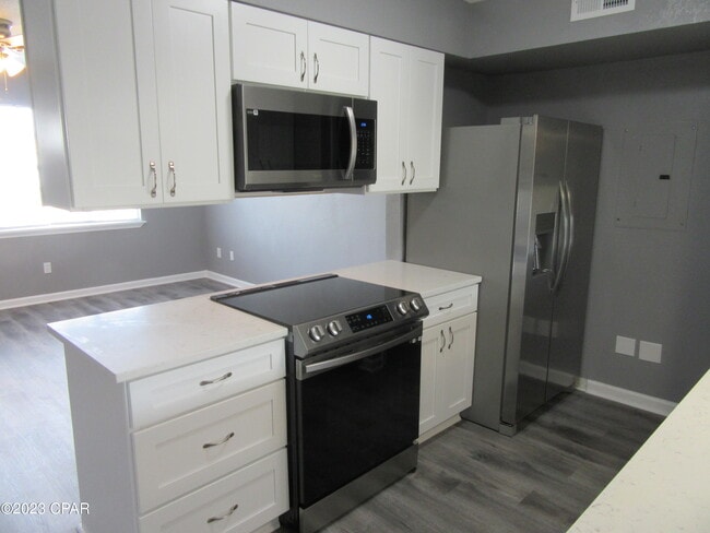 Building Photo - 134 Parker Village Cir