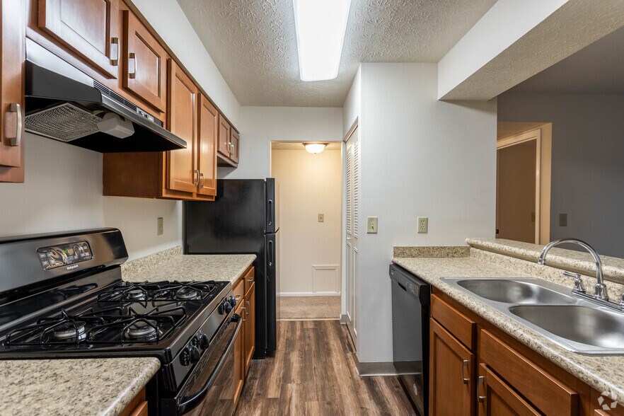 Indian Creek Apartments 421 Lancaster Ave Reynoldsburg OH 43068