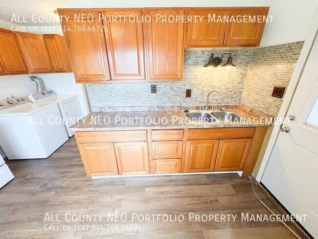 Building Photo - 1748 Ward Rd