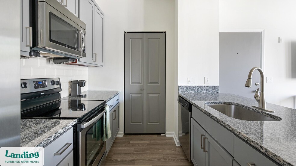 Building Photo - 101 Brixworth Ln