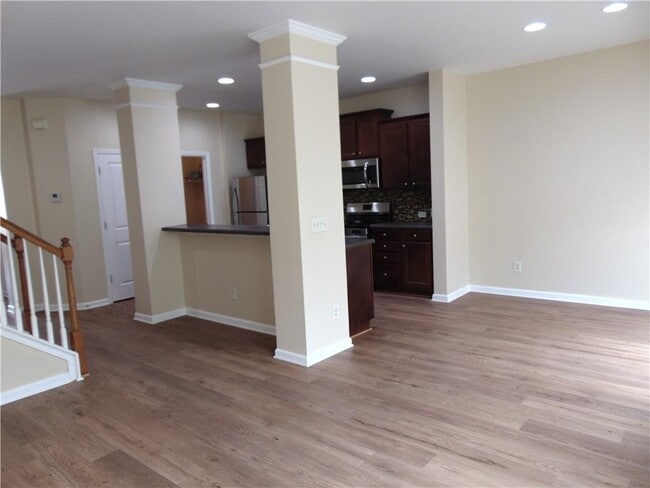 Building Photo - 5227 Mill Way