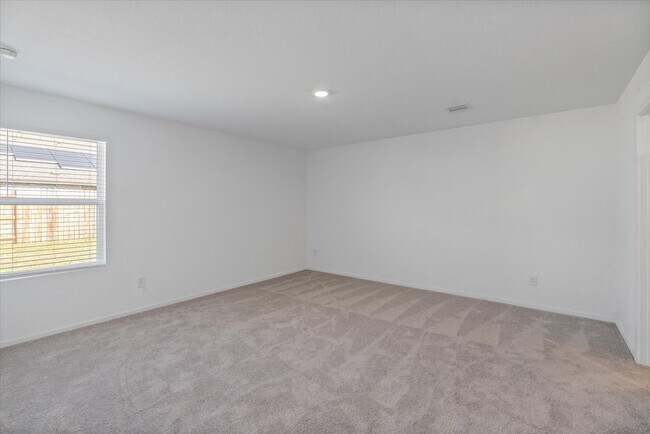 Building Photo - 28922 Rustic Windmill Wy